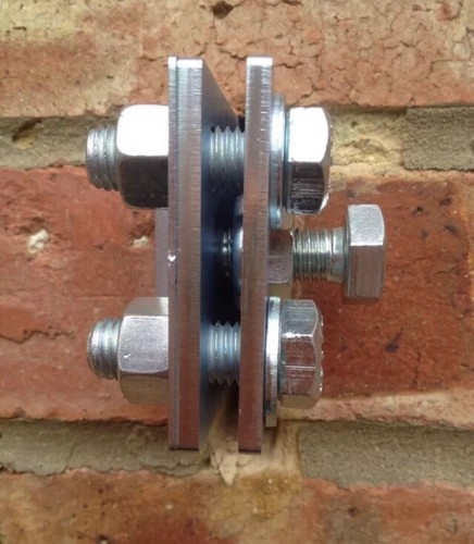 Brick brace safety tool no - brace,